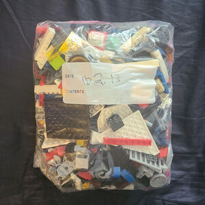Lego random pieces lot size Ib 2.13